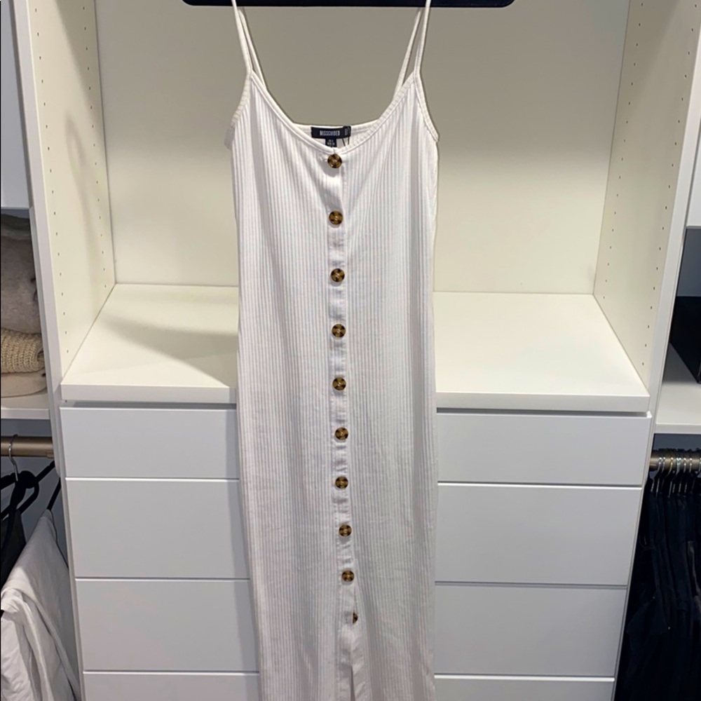 MISSGUIDED WHITE RIBBED DRESS